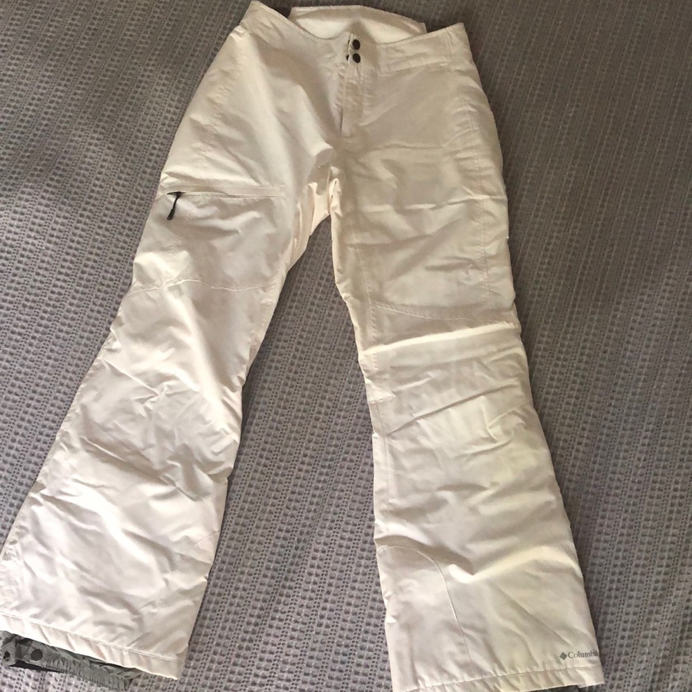 Columbia size small Ski pants. Worn once.